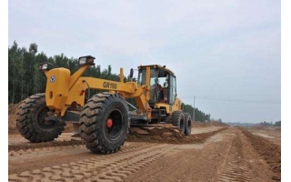 (中国)首页租赁平地机在蒙华铁路施工